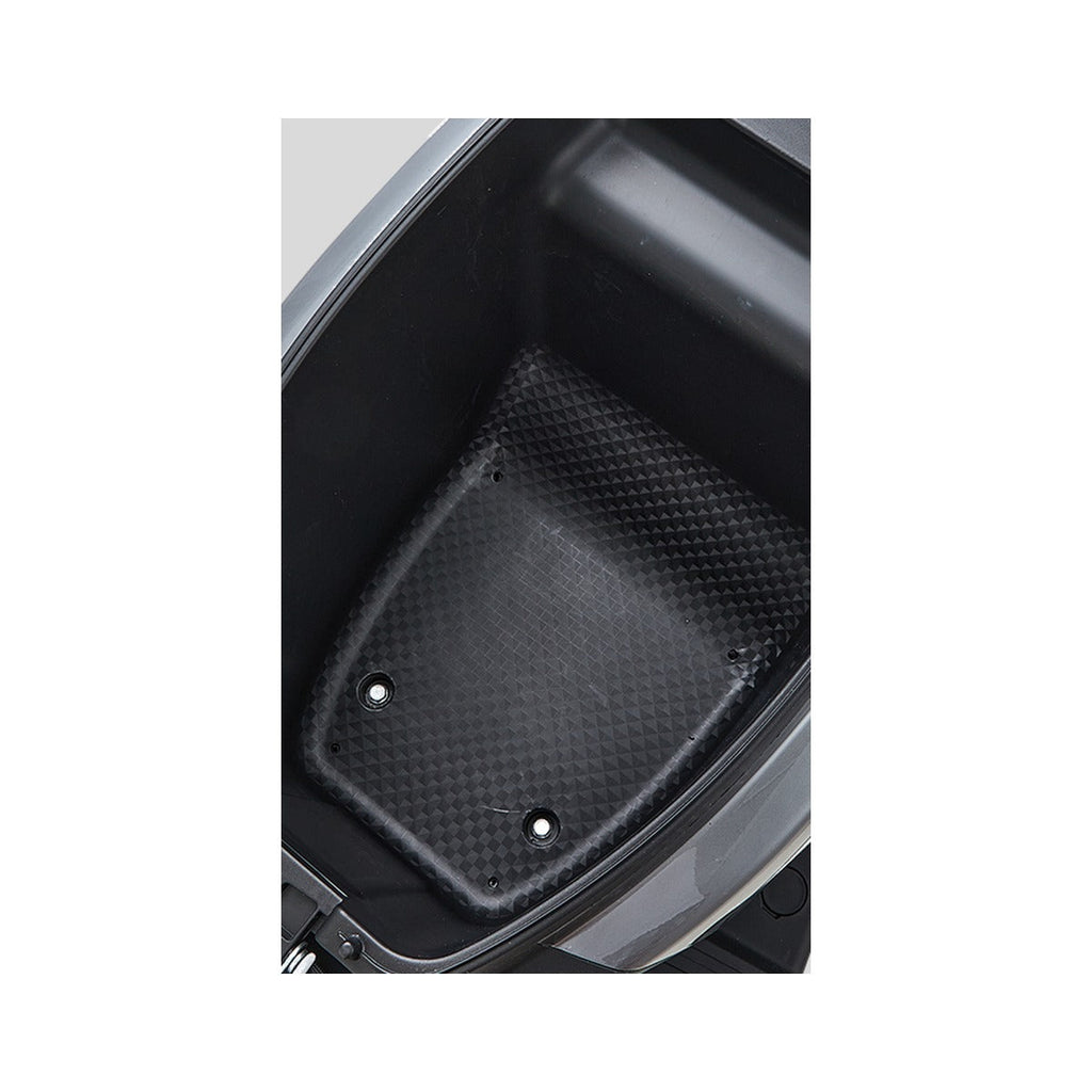 Moto Eléctrica REVOO A10 — baúl bajo el asiento